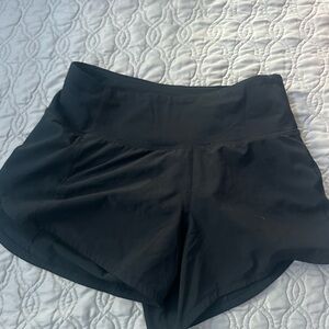 lululemon speed up mid rise lines short 4”